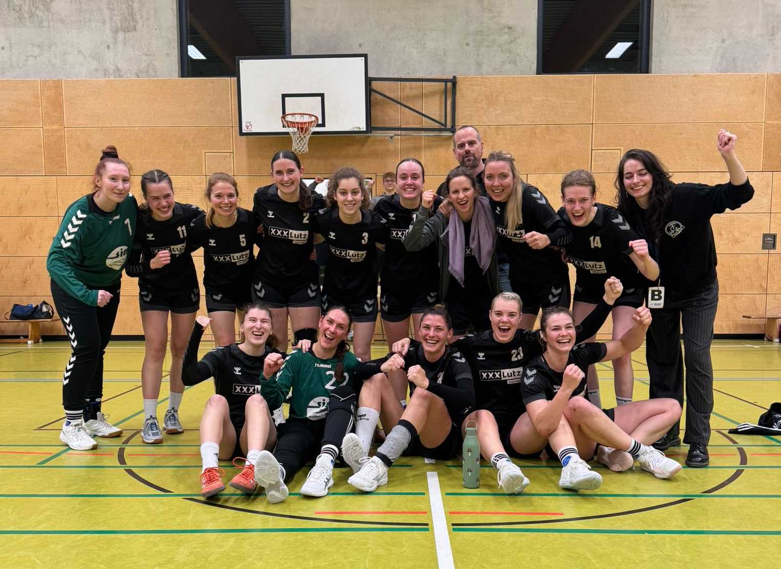 Damen holen den wichtigen ersten Saisonsieg